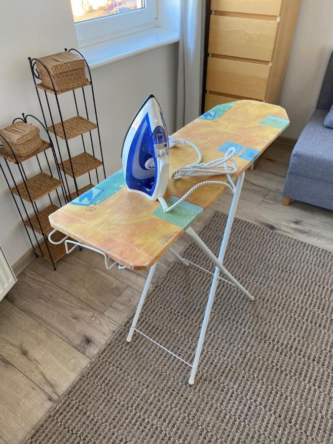 Pomarańczowy - Kawalerka W śródmieściu Apartamento